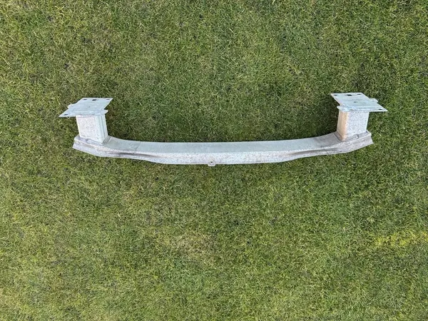 AUDI A3 8V Etupuskuri OEM 8V0807109 B image 5