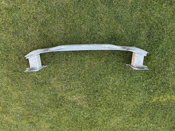 AUDI A3 8V Etupuskuri OEM 8V0807109 B image 6