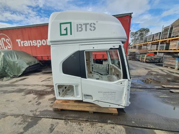 Iveco S-Way Ohjaamo OEM Kabina iveco nowy model s way image 5