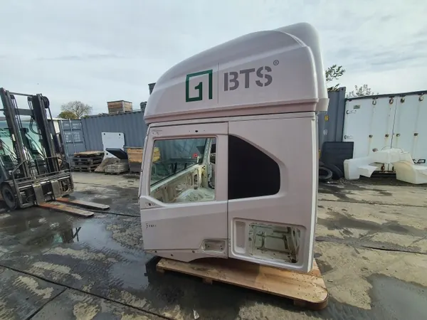 Iveco S-Way Ohjaamo OEM Kabina iveco nowy model s way image 7