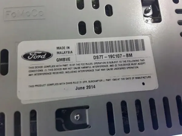 Changer CD Ford Mondeo V Sedan OEM DS7T19C107MB image 4