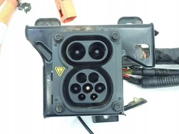 MG ZS EV 21R Laadpoort Socket OEM 10803318 image 9