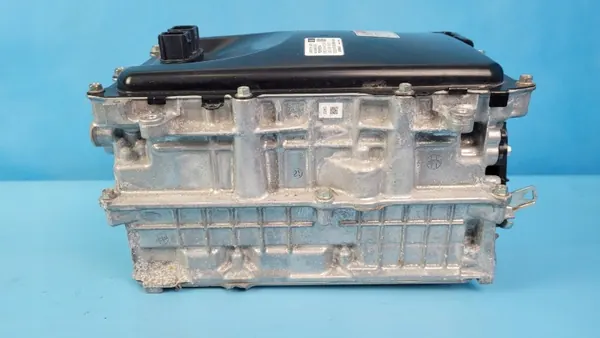 Toyota Inverter G9200-47350 voor Corolla Hybrid 1.8 image 2
