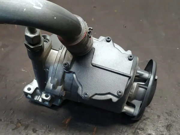 Séparateur d'huile moteur Scania DC 13 Euro 6 image 5