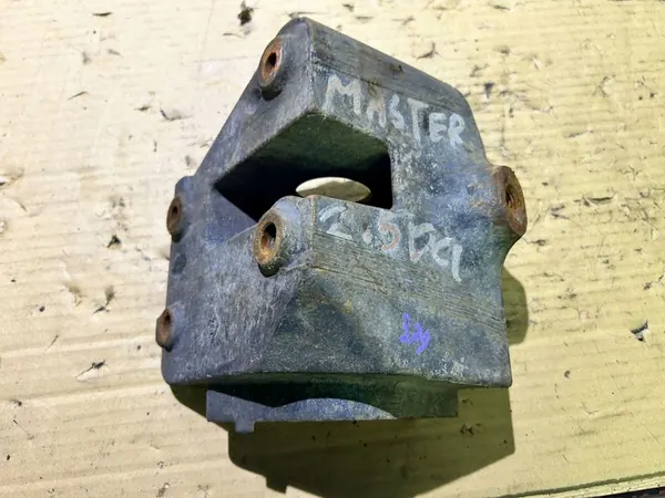 Support de demi-arbre Renault Trafic II 04-10 image 1