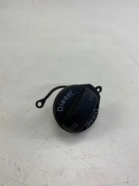 VW Audi bränslelock OEM 3C0201553K - Begagnad image 2