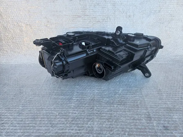 VW PASSAT B7 Oikea Xenon LED Lamppu 3AB941754 image 5
