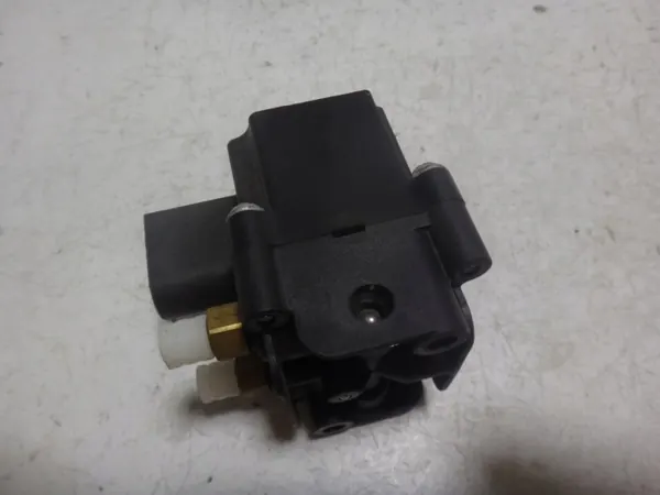 Luchtcompressor verdeelstuk OEM 472255561 voor BMW F07 F11 image 5