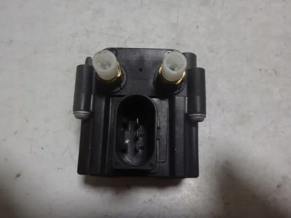 Luchtcompressor verdeelstuk OEM 472255561 voor BMW F07 F11 image 6