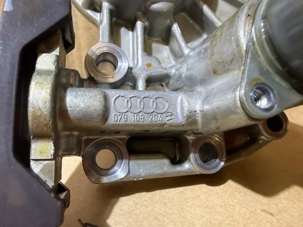 Audi 4.2 FSI Régulateur Arbre à Cames OEM 079109204H image 7