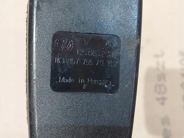 Left Front Seat Belt Clip VW 1K3857755AG image 5