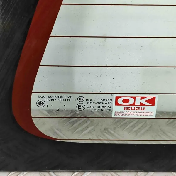 Vitre arrière Isuzu D-Max 2014 - OEM 8980730924 image 7