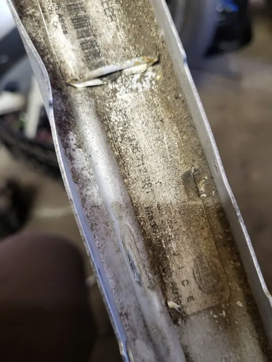 BMW Vesijäähdytin OEM AYN7520 5-sarja E39 image 5