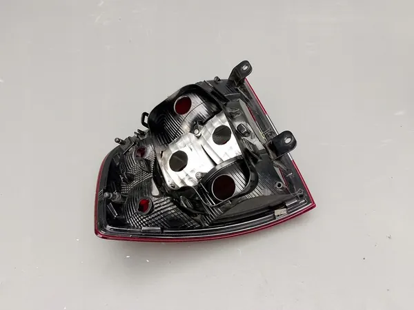 SKODA RAPID LIFT HB 2016- Lámpara Trasera Izquierda 5JH945207 image 8