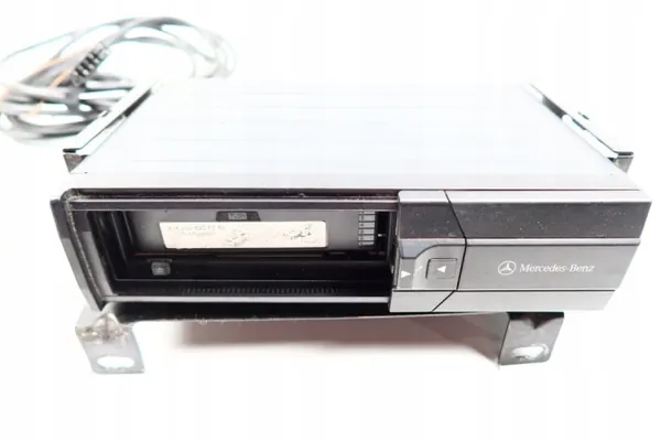 Mercedes W140 Radio OEM 0028205989 0038208286 image 3