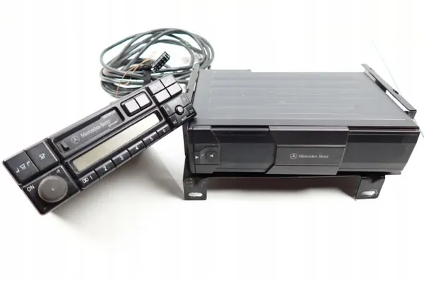 Mercedes W140 Radio OEM 0028205989 0038208286 image 5
