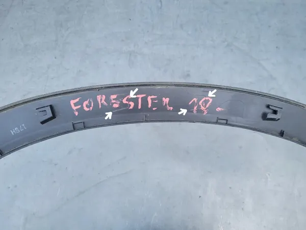 Garniture de garde-boue Subaru Forester V OEM C160102210 Avant Gauche image 6