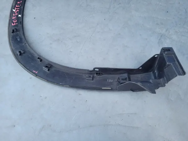 Garniture de garde-boue Subaru Forester V OEM C160102210 Avant Gauche image 7