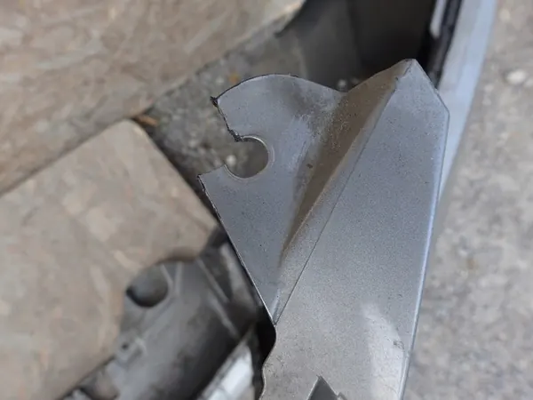 Paraurti anteriore Skoda Yeti 2013-2017 OE 5L0807221L image 5