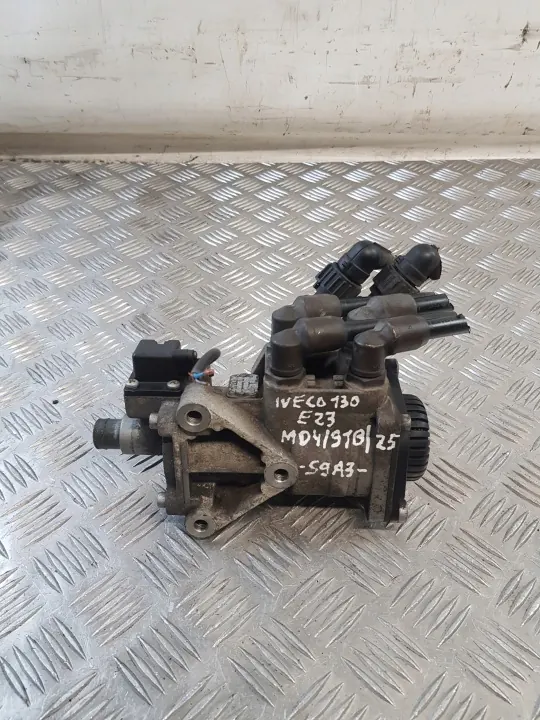 Soupape de frein principale KNORR BREMSE DX65B pour Iveco 130 E23 image 2