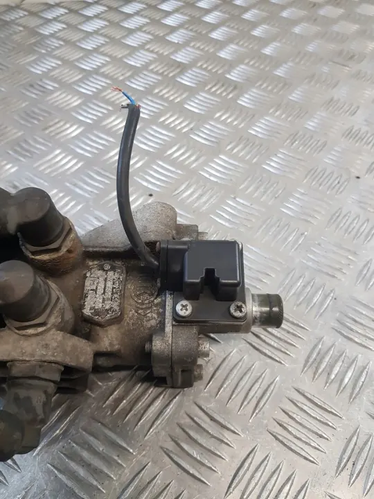 Soupape de frein principale KNORR BREMSE DX65B pour Iveco 130 E23 image 4