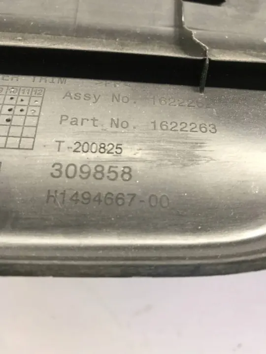 Garniture coffre Tesla Model Y OEM 1622262 - Occasion image 10