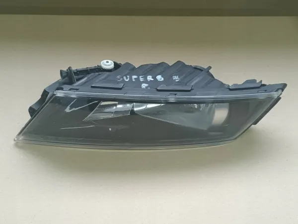 Halogen Höger Framlykta SKODA SUPERB III OEM 3V0941700 image 2