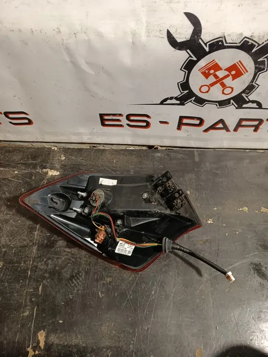 Luz trasera derecha Hyundai i20 II 92402-C8000 image 5