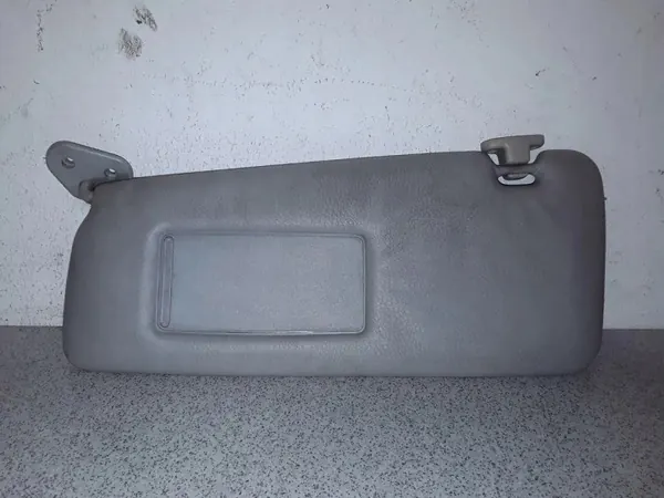 OEM 51168190831 Visera izquierda para BMW 3 Compact image 2