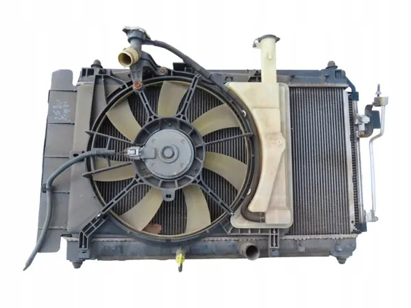 Radiador com ventoinha Toyota OE OEM CHŁODNICE Z WENTYLATOREM TOYOTA YARIS II 1.8 BENZYNA SR 2005-2011 R KOMPLET image 2