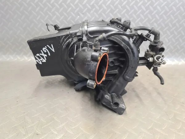 Coletor de admissão 1.6 A16XER Opel Astra IV J image 2