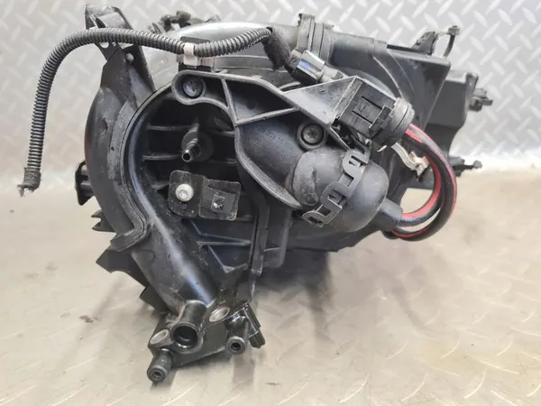 Coletor de admissão 1.6 A16XER Opel Astra IV J image 7