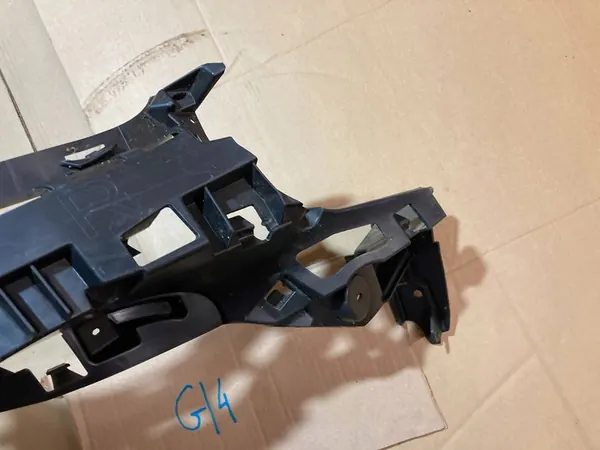 MERCEDES CLASSE E W213 AMG Deslizamento do Para-choque Direito Frontal image 6