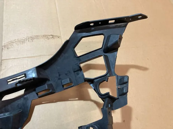 MERCEDES CLASSE E W213 AMG Deslizamento do Para-choque Direito Frontal image 8