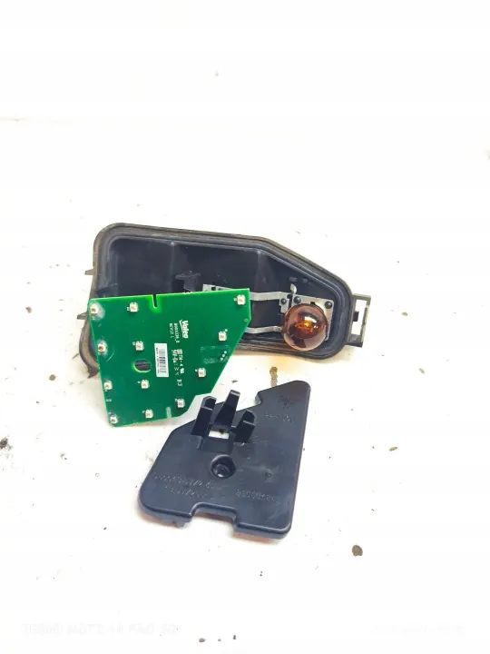 Vasen Takavalon Lamppukanta OEM 89503174 Qashqai J10 image 2