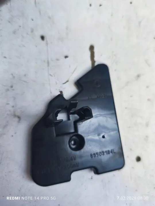 Vasen Takavalon Lamppukanta OEM 89503174 Qashqai J10 image 5