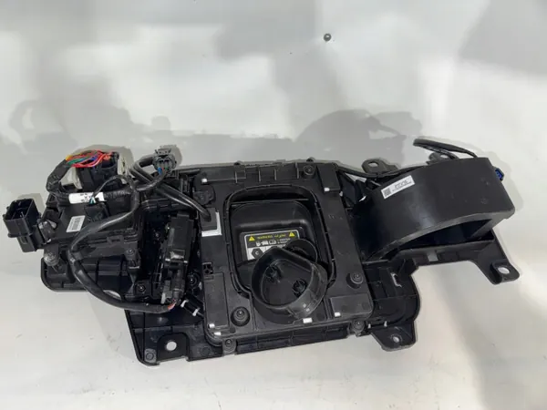 Prise de charge Hyundai Kona Électrique OEM 86340-K4AA0 image 4