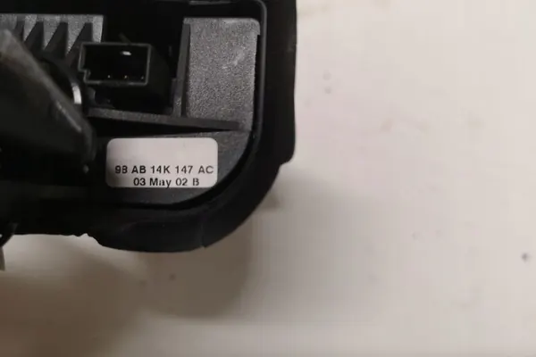 Schakelpaneel FORD FOCUS 1.8L diesel 2003 OEM 98AB14K147AC image 3