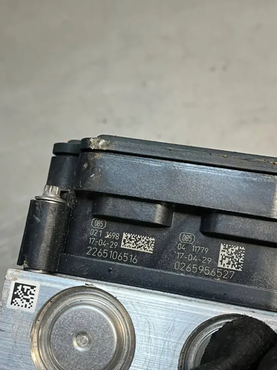 Pompe ABS OEM 476600188R pour Renault Clio IV/Captur I image 3