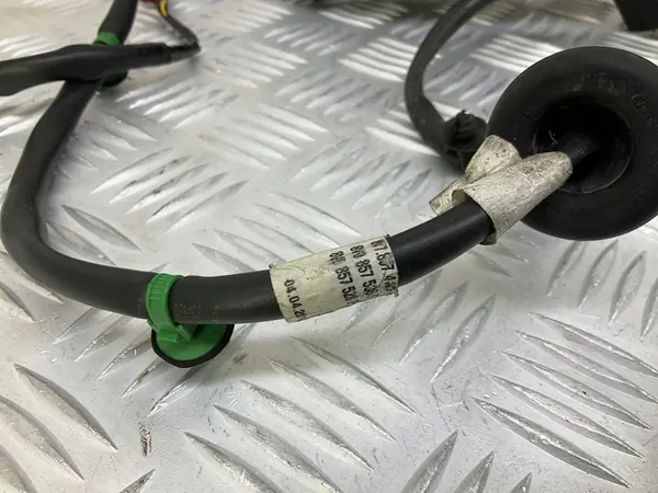 Oikea Sähköspeci Audi A3 S3 2014 8V7857410A image 3