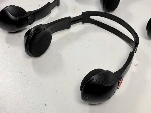 OEM 10GM509A Auriculares inalámbricos para Cadillac Escalade image 7