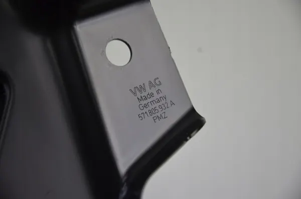 VW Kiinnityslevy vasen oikea OEM 571805931A 571805932A image 4