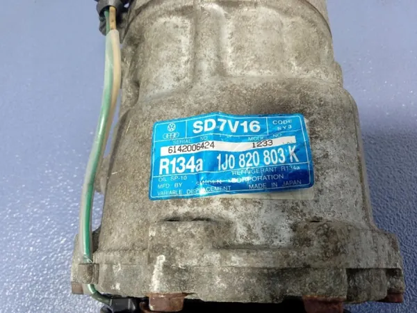 Compresseur A/C OEM 1J0820803K pour Skoda Octavia I Lift image 3