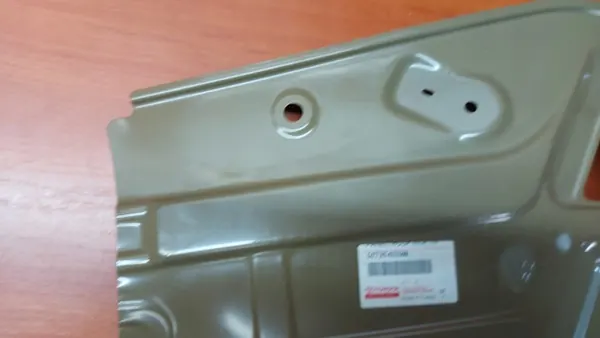 Innenverkleidung rechts hinten OEM 61735-02180 Toyota image 4