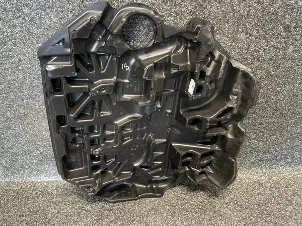 Couvercle Moteur OEM 06Q103925L pour Groupe VW image 3