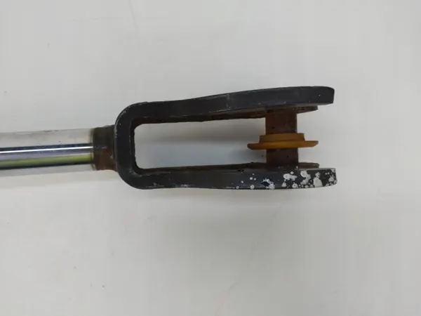 Vérin de levage de cabine OEM 0025538205 Mercedes Axor 1824 image 5