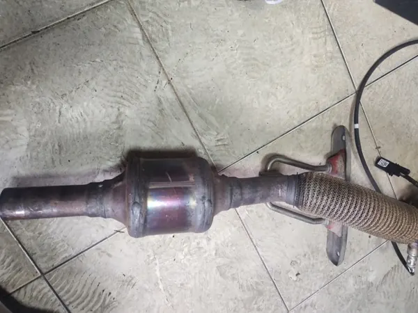 Skoda OE Katalysator OEM 2Q0166BA image 5
