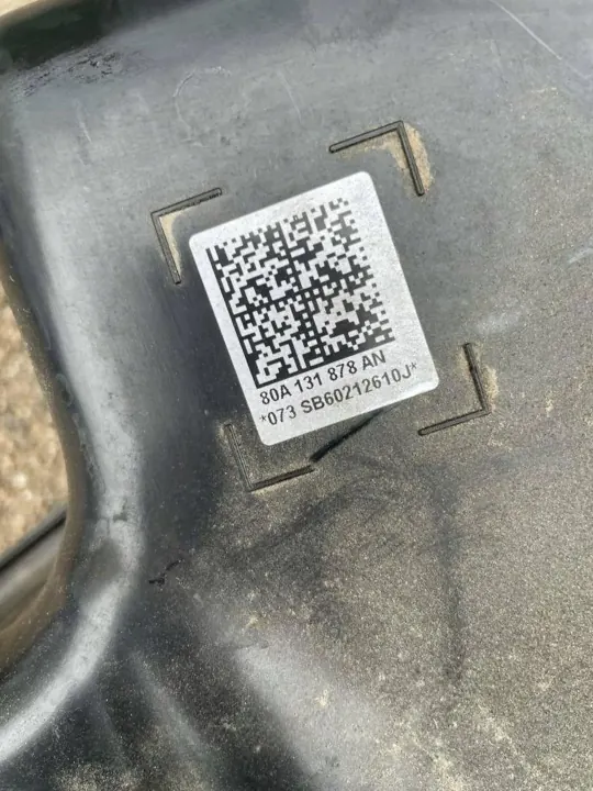 OEM 80A131878AN AdBlue-säiliö Audi Q5 SQ5 2017-2025 image 3