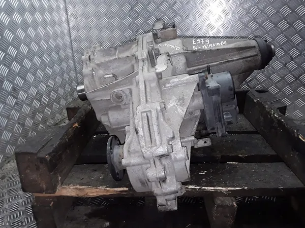 Boîte de transfert Nissan Navara 2015 2500DCI EA33B image 2