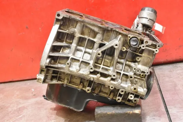 Motorblock Nedre Del OEM mamAUTO-1052696-N46B20BX BMW image 2